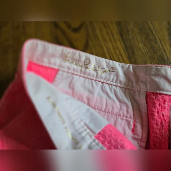 Lilly Pulitzer Pink Scalloped Women Shorts Size 6 - Picture 3 of 7